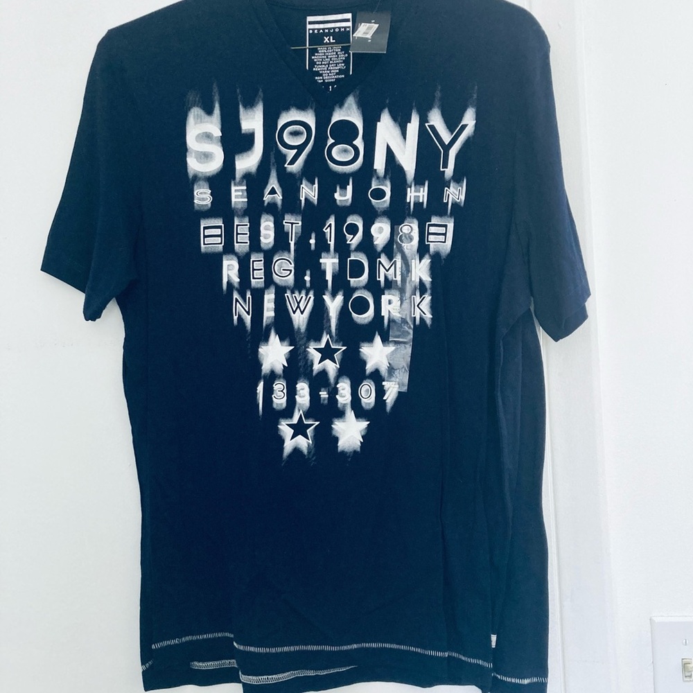 Sean John Men's Navy Graphic T-Shirt